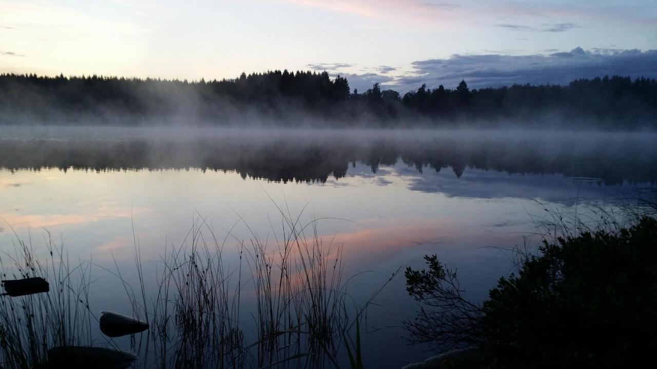 Vristulvens Aeventyrscenter Hotel Mariestad Bagian luar foto