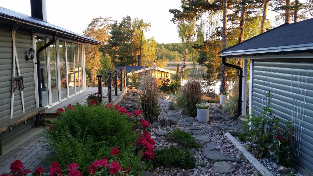 Vristulvens Aeventyrscenter Hotel Mariestad Bagian luar foto