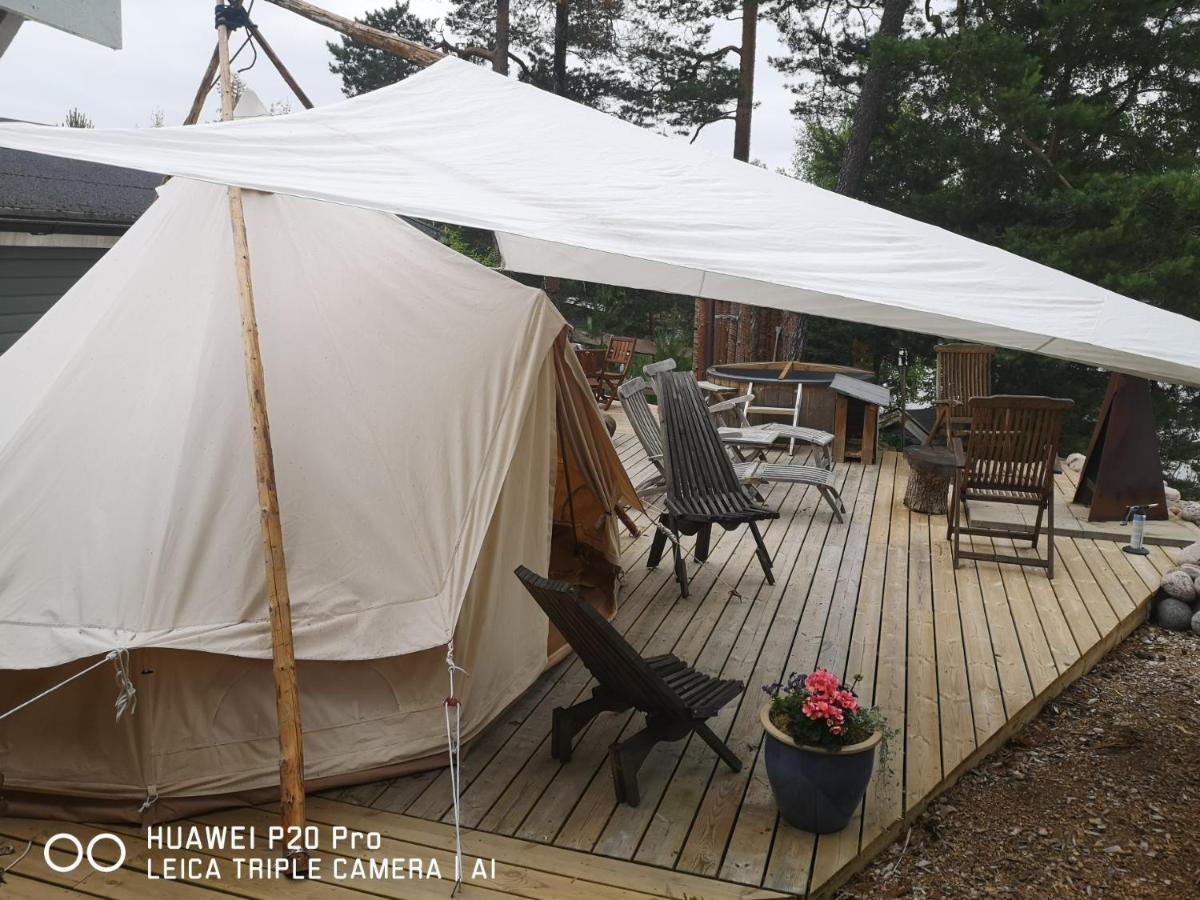 Vristulvens Aeventyrscenter Hotel Mariestad Bagian luar foto
