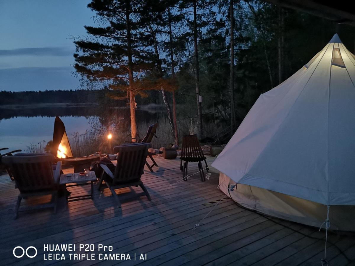 Vristulvens Aeventyrscenter Hotel Mariestad Bagian luar foto