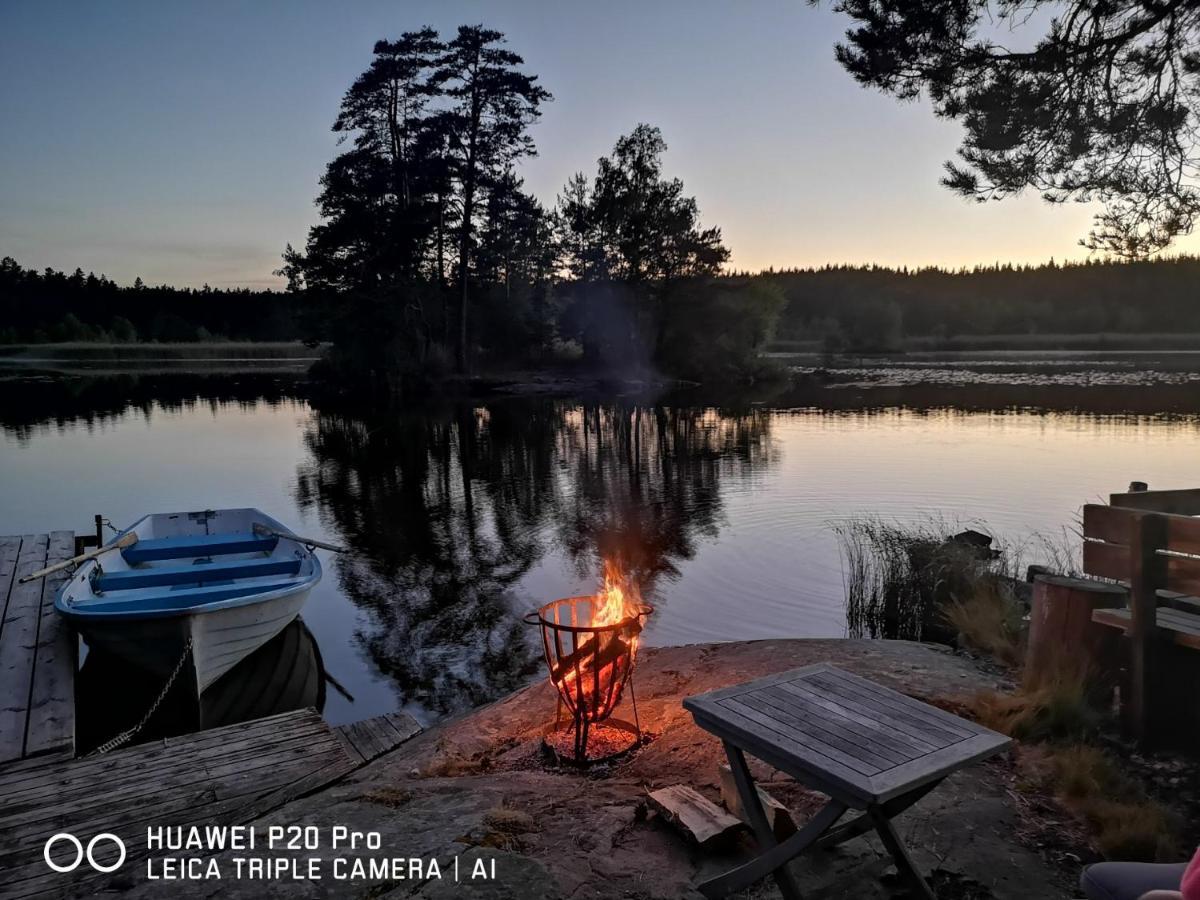 Vristulvens Aeventyrscenter Hotel Mariestad Bagian luar foto
