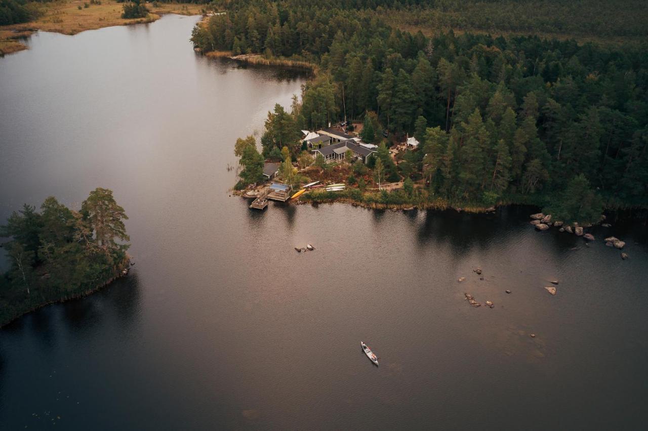 Vristulvens Aeventyrscenter Hotel Mariestad Bagian luar foto